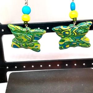 4/$15 clay earrings E112